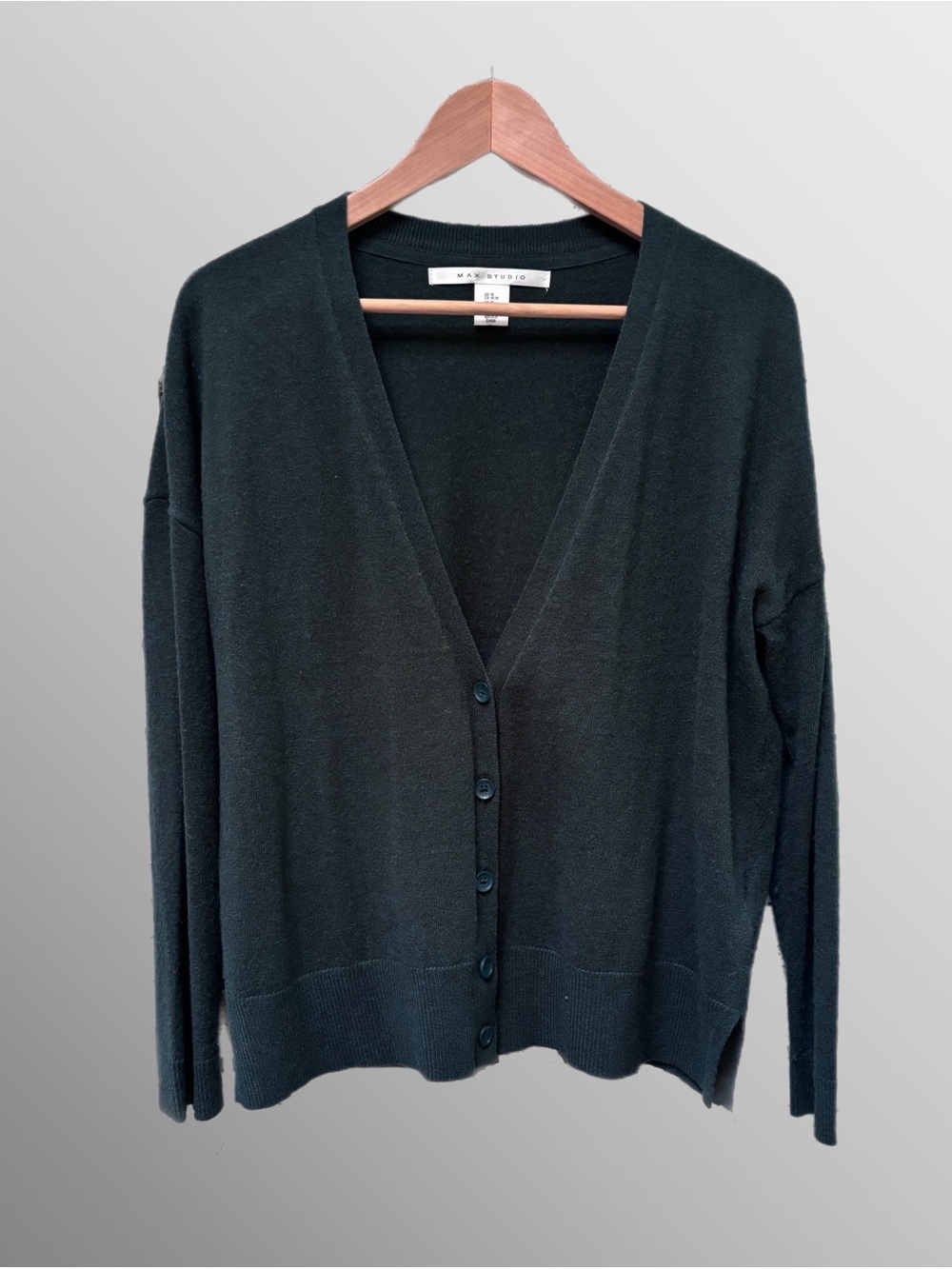 Max Studio Pine Green V-Neck Button Cardigan Sweater Wool Blend Collegiate